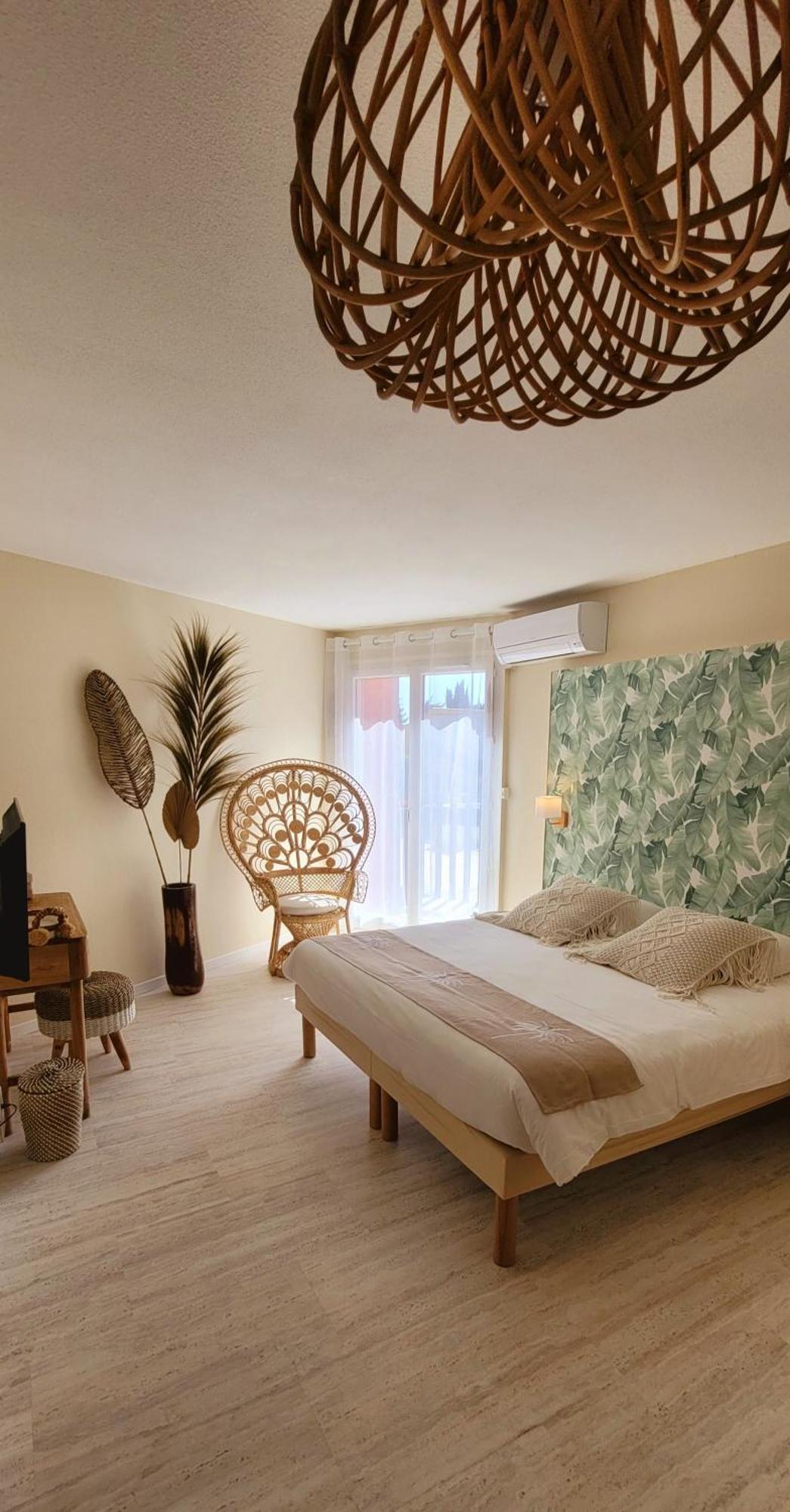 Hotel Tennis International Agde Bagian luar foto