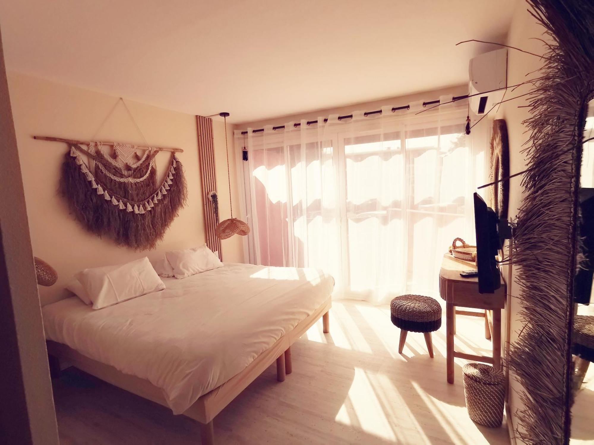 Hotel Tennis International Agde Bagian luar foto