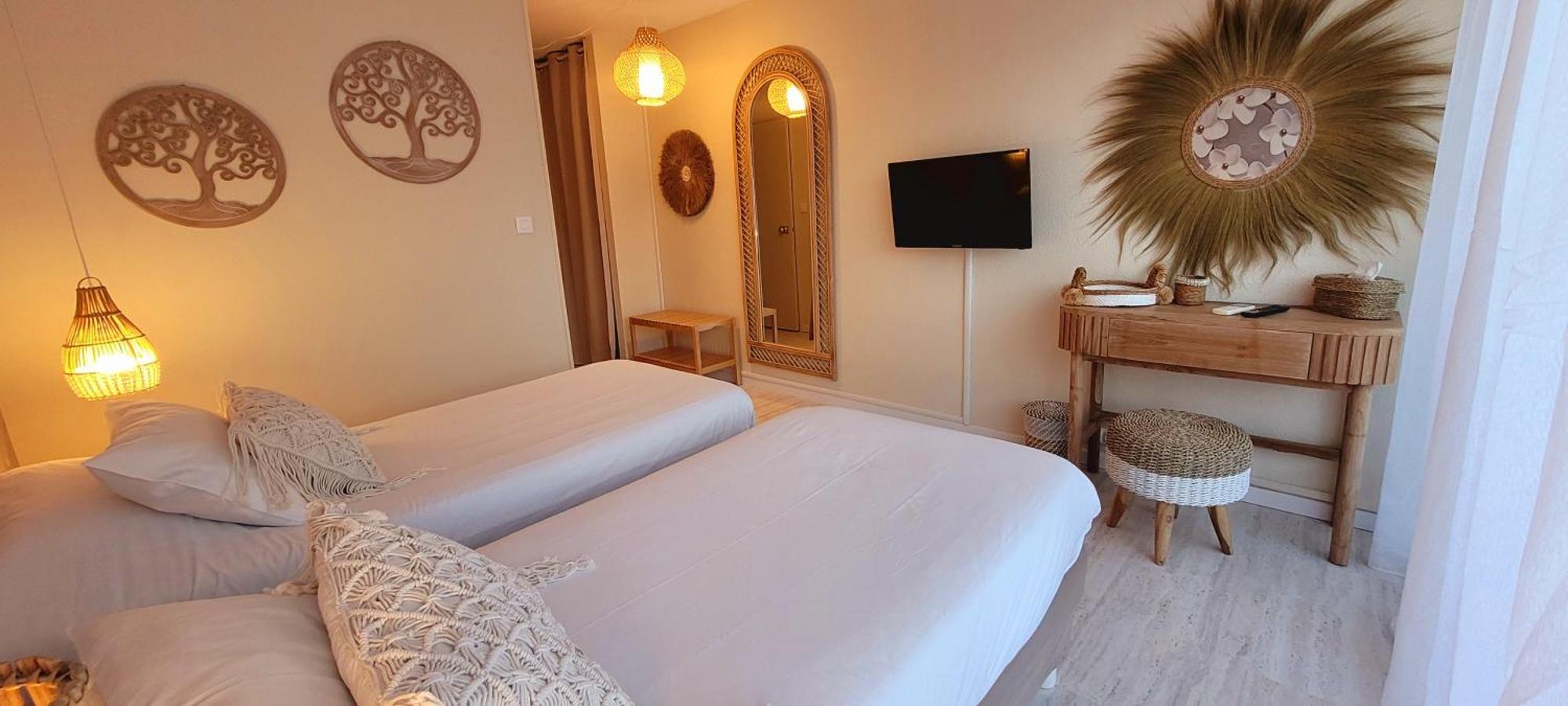 Hotel Tennis International Agde Bagian luar foto