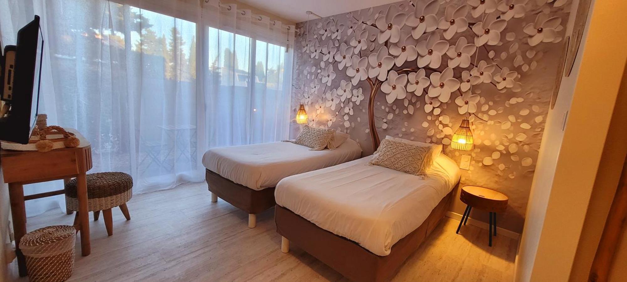 Hotel Tennis International Agde Bagian luar foto