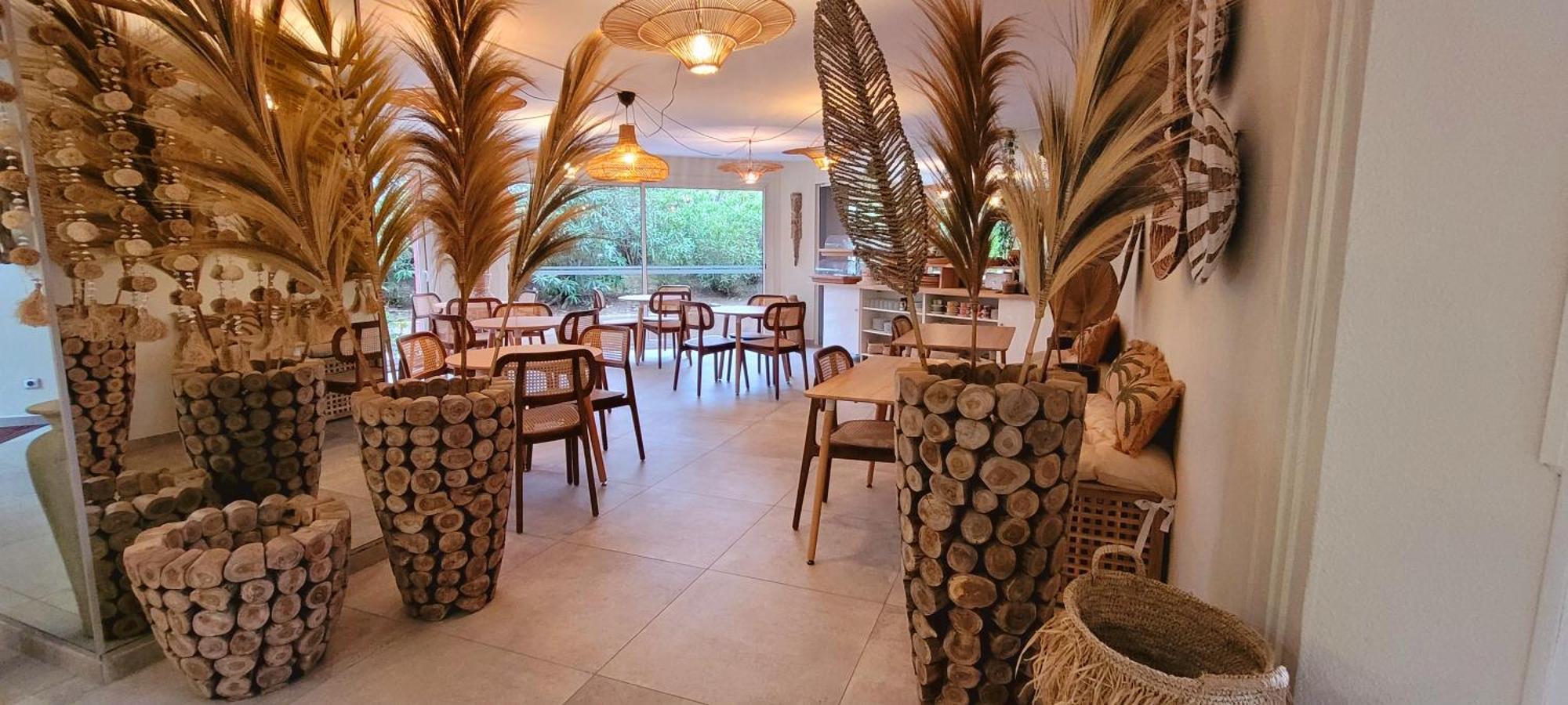 Hotel Tennis International Agde Bagian luar foto