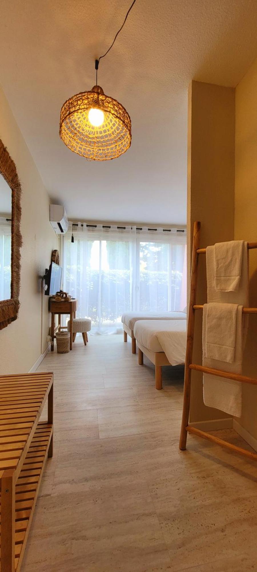 Hotel Tennis International Agde Bagian luar foto